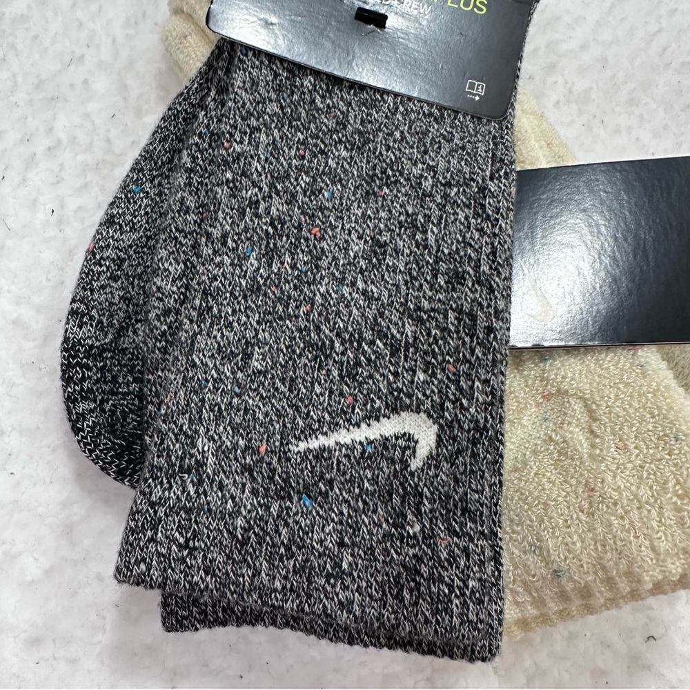 Nike Socks - Picture 4 of 6
